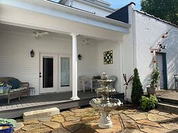 Belle Louise Historic Guest House