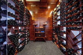 Hacienda Samana Bay Hotel & Residence