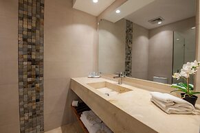 Hacienda Samana Bay Hotel & Residence