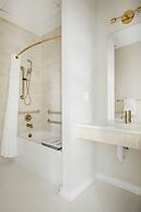 Sonder by Marriott Bonvoy The Edison Apartments Old City