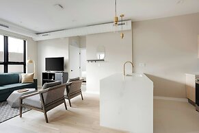 Sonder by Marriott Bonvoy The Edison Apartments Old City