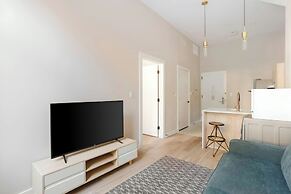 Sonder by Marriott Bonvoy The Edison Apartments Old City