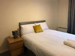 Apex Wallace Street Apt With Free Parking