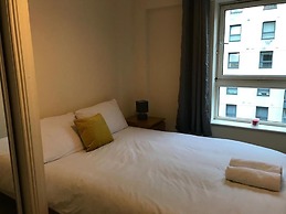 Apex Wallace Street Apt With Free Parking