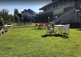 Lalazar Family Resort
