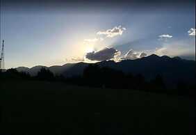 Lalazar Family Resort