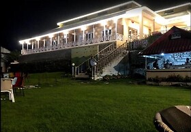 Lalazar Family Resort