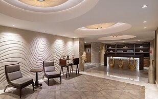 Windsor Hotel & Convention Center