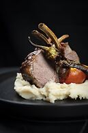 Windsor Hotel & Convention Center