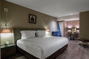 Windsor Hotel & Convention Center