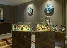 Windsor Hotel & Convention Center