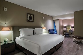 Windsor Hotel & Convention Center