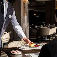 Windsor Hotel & Convention Center