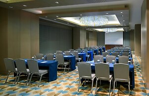 Windsor Hotel & Convention Center