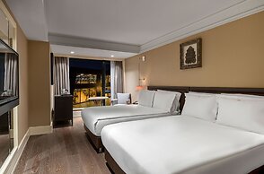 Windsor Hotel & Convention Center