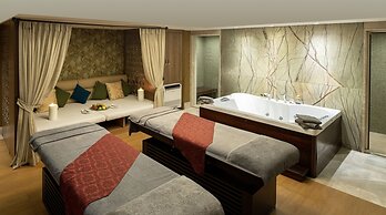 Windsor Hotel & Convention Center