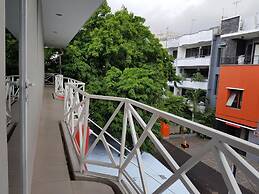 City Style Residence