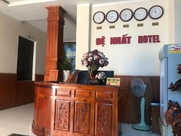 De Nhat Hotel