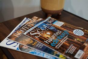 Captivating 3-bed Apartment by Gleneagles