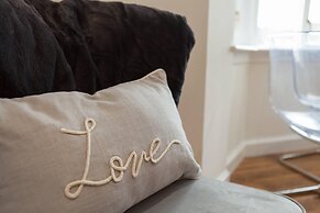 Captivating 3-bed Apartment by Gleneagles