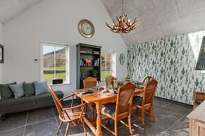 Dalveich Cottage W/hot tub & Stunning Views