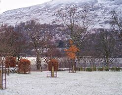 Dalveich Cottage W/hot tub & Stunning Views