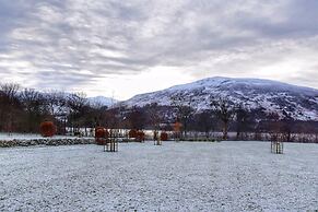 Dalveich Cottage W/hot tub & Stunning Views