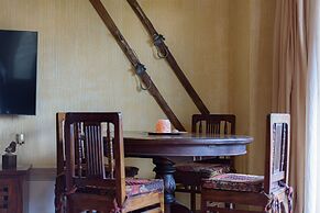 Parnassus Dreamwood Chalet