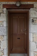 Parnassus Dreamwood Chalet