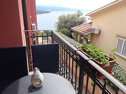 Deluxe Apartment With Amazing sea View in Opatija