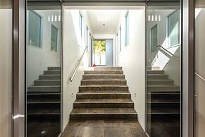 Bay View on Burrell - close to beaches