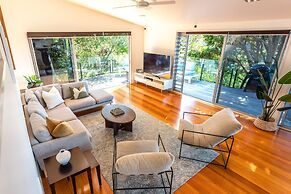 Bay View on Burrell - close to beaches