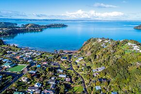 Bay View on Burrell - close to beaches