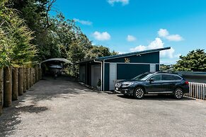 Bay View on Burrell - close to beaches