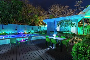 WET hotel - Adults Only