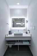 WET hotel - Adults Only