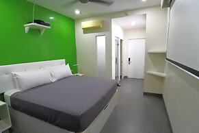 WET hotel - Adults Only