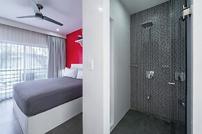 WET hotel - Adults Only