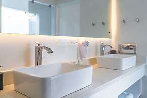 WET hotel - Adults Only