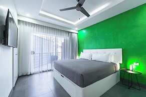 WET hotel - Adults Only