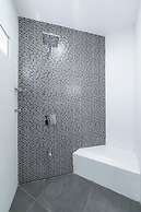 WET hotel - Adults Only