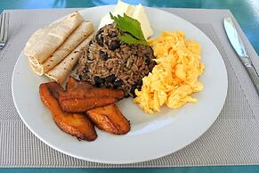 WET hotel - Adults Only