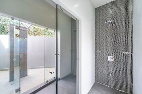 WET hotel - Adults Only