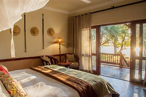 Chobe Safari Lodge