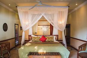 Chobe Safari Lodge