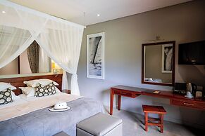 Chobe Safari Lodge