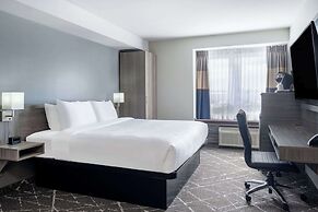 Microtel Inn & Suites by Wyndham Kanata Ottawa West