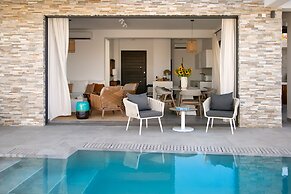 Chris Le Mare Gold Luxury Villa By Louis Hotels