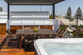 Chris Le Mare Gold Luxury Villa By Louis Hotels