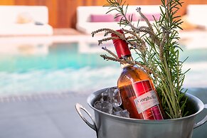 Chris Le Mare Gold Luxury Villa By Louis Hotels